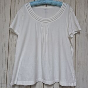 Van Heusen White Cap-Sleeve Scoop Neck Top w/ Pleat Detail Feminine Cotton XXL